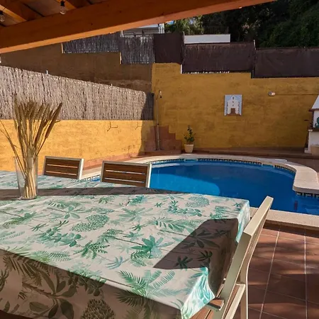 Casa Con Piscina Будинок відпочинку